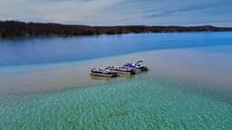 Near Torch Lake, Crystal Clear Water, Up North Retreat - Image 2