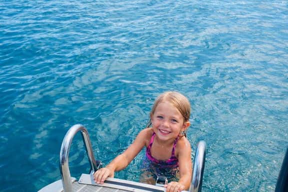 Near Torch Lake, Crystal Clear Water, Up North Retreat - Image 3